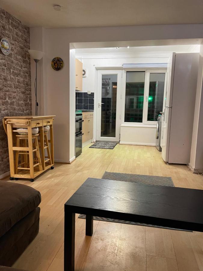Appartamento Poolside Peacehaven Esterno foto